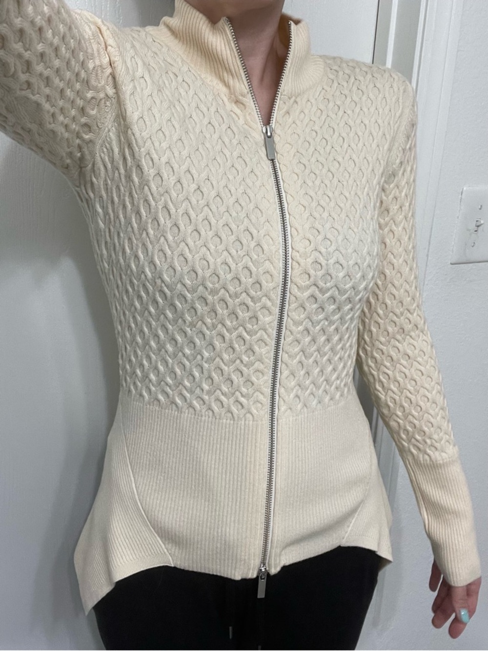 Karen Millen Cream Wool Zip-Front Cardigan - Picture 3 of 11